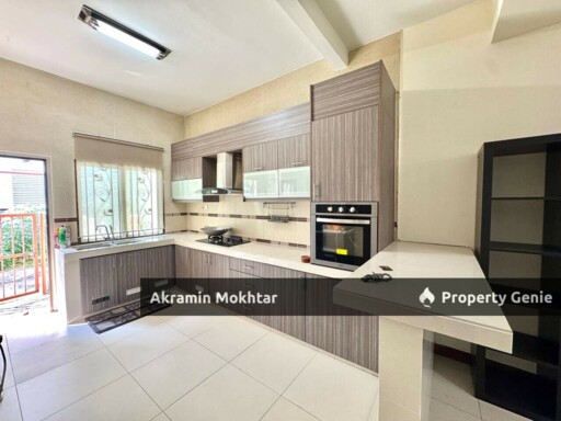 Gated & Guarded | Double Storey Terrace Subang Galaxy U5, Shah Alam.