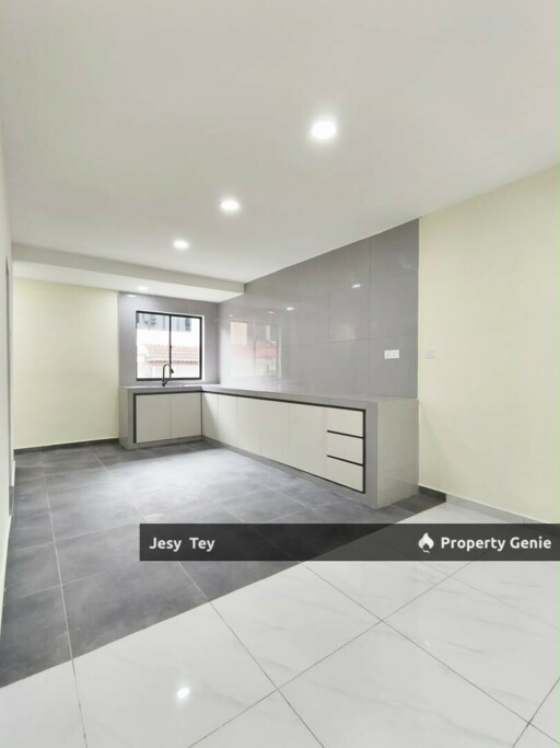 Taman Daya Double Storey Terrence House Sales