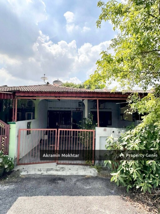 Single Storey Taman Perwira, Telok Panglima Garang