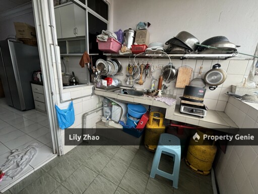 Taman Satria Apartment 3rd Floor for Sale, 3Bed 2Bath, Corner Lot, Fully Furnished, Menggatal, Kota Kinabalu.