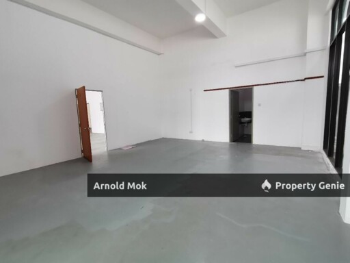 1.5 Storey Semi D Factory at Setia Business Park 2 Kempas for Rent