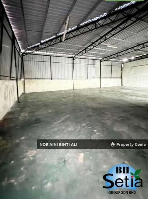 FOR RENT – SEMI-D WAREHOUSE (INTERMIDIATE UNIT) Indera Mahkota 14, Kuantan Pahang
