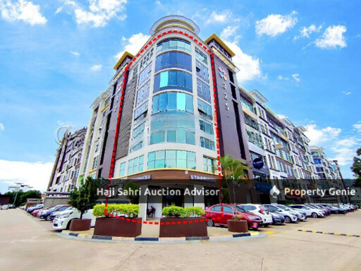 [Strategic location; High Visibility] 7 Units of Shop Office [Vibrant location ensuring a steady flow of potential customers]