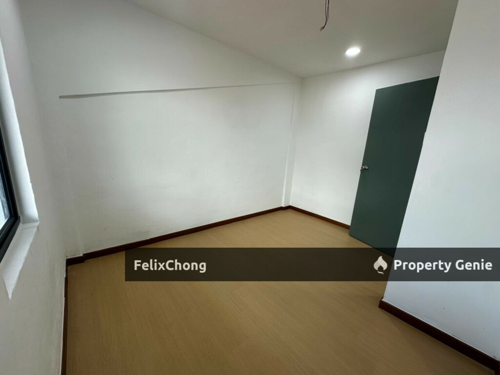 Taman Plentong Baru 2 Sty Low Cost,Jalan Cempaka,Johor Bahru,Renovated