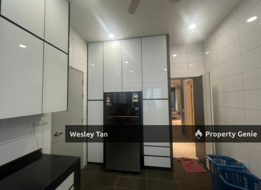 HOT SALE: One Krubong 2 Storey Endlot Fully Reno Freehold Furnished Fitted 32x70