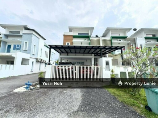 RENOVATED ENDLOT Double Storey The Clover Homes Taman Semanggi Semenyih