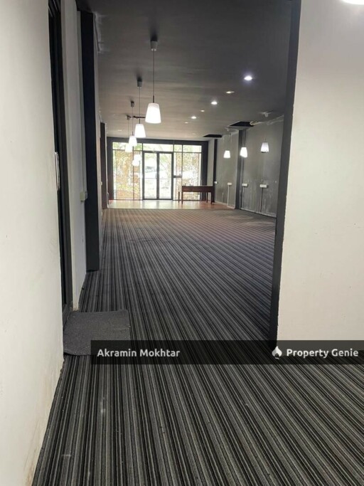 Office / Shoplot - Ground Floor, Perdana View Boutique Serviced Apartment, Jalan PJU8/1, Damansara Perdana.