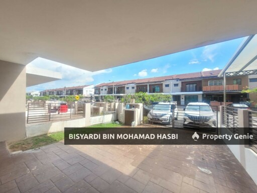 2 STOREY TERRACE TAMAN SAUJANA KLIA, SEPANG .