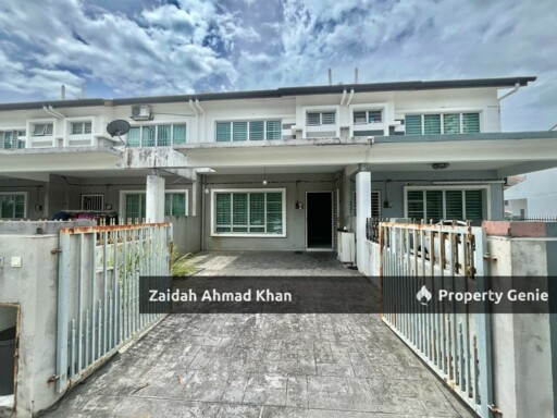 2 Storey Hillpark Phase 2 Renovated Facing Open for Sale