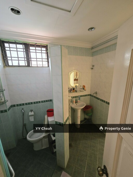 Desa Harum, Pasir Puteh Ipoh, 2.5 Storey Semi-D For Sale, Freehold, Guarded, Well-maintained