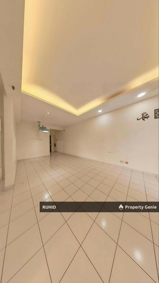 Danga View Apartment JB For Sale | Freehold 3R2B Renovated | Near CIQ