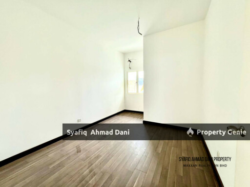 FREEHOLD CORNER LOT Double Storey Terrace Laman Azalea, Nilai