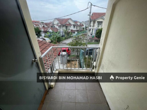 24'x70' Sq.Ft FREEHOLD End Lot Extra Land 2.5 Storey Terrace House Taman Salak Perdana, Bandar Baru Salak Tinggi, Sepang.