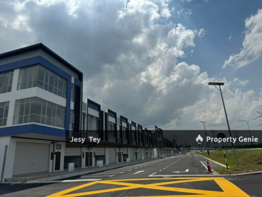 Pasir Gudang Double Storey Shop Lot For Rent (G.Floor)