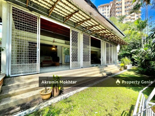 EXCLUSIVE END LOT BUNGALOW @ SEKSYEN 16, PETALING JAYA