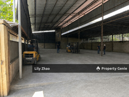 Warehouse cum Showroom cum Office hub for Rent, 11,200 sq ft📍Bundusan, Penampang, Kota Kinabalu.
