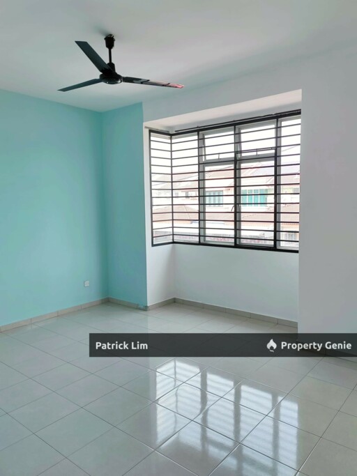 Taman Angkasa Nuri, Double Storey Terrace For Rent