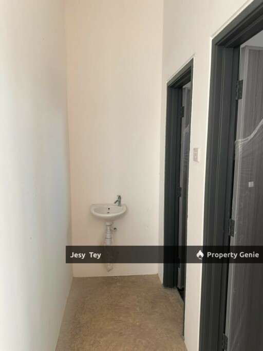 Bandar Putra Kulai Single Storey Corner Shoplot