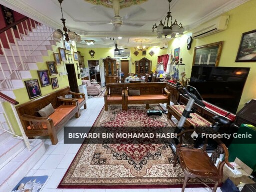 RENOVATED 2 STOREY END LOT, SEKSYEN 23 SHAH ALAM.