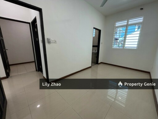 Semi Detached 2-Storey, 5Bed 5Bath, Renovated Basic Fittings, Beautiful Unit, Taman Prima Jaya, Penampang, Kota Kinabalu.