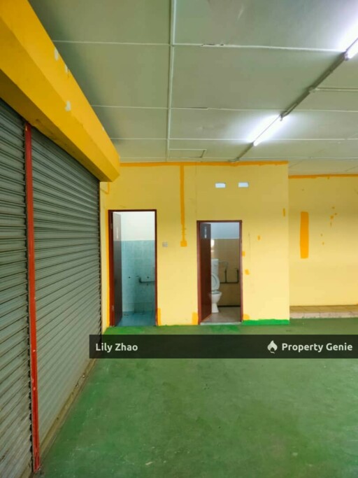 Ground Floor Shop Office Lot for Rent, Corner Lot, Next to 99-Speed Mart, Behind CKS Hypermarket Menggatal, Kota Kinabalu.