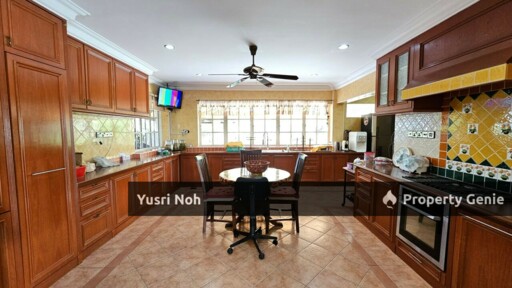 Freehold Double Storey Bungalow With Huge Land @ Bukit Gasing, Petaling Jaya