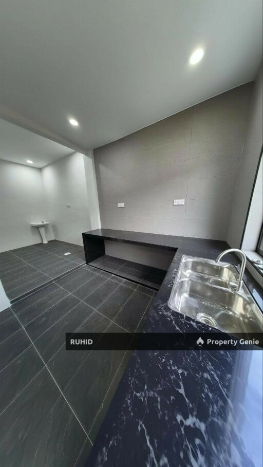 Bandar Putra Kulai Single Storey Terrace House 24x75 Unblock View