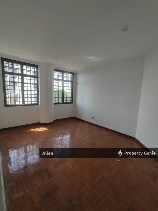 Rare Large Layout Condo For Sale 😍 3 Bedrooms • 2 Balconies • Freehold Title