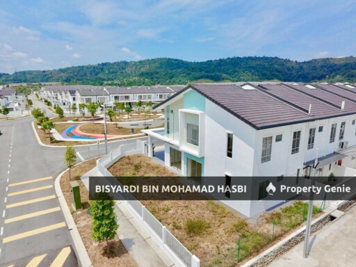 CORNER & FACING PLAYGROUND 2 Storey Terrace Tiara Sendayan, Labu Seremban.