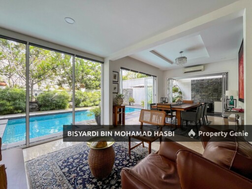 Fully Renovated With Swimming pool 3 Storey Corner Lot Semi D @ Changkat Kiara Bayu, Dutamas, Mont Kiara Kuala Lumpur .