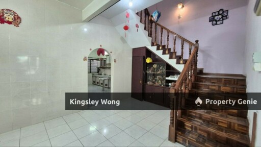 Ipoh Garden Freehold Double Storey Terrace House Simple Renovated