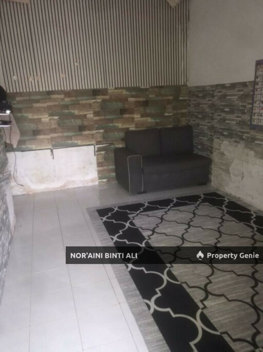 RUMAH TERES SETINGKAT DI  BUKIT SETONGKOL UNTUK DIJUAL