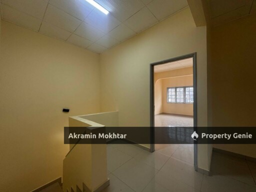 FREEHOLD & REFURBISHED | DOUBLE STOREY CORNER LOT SS1 KAMPUNG TUNKU, PETALING JAYA