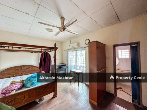 Freehold & Corner Lot | 2 Storey Terrace, Seksyen 6, Bandar Bukit Mahkota Bangi.