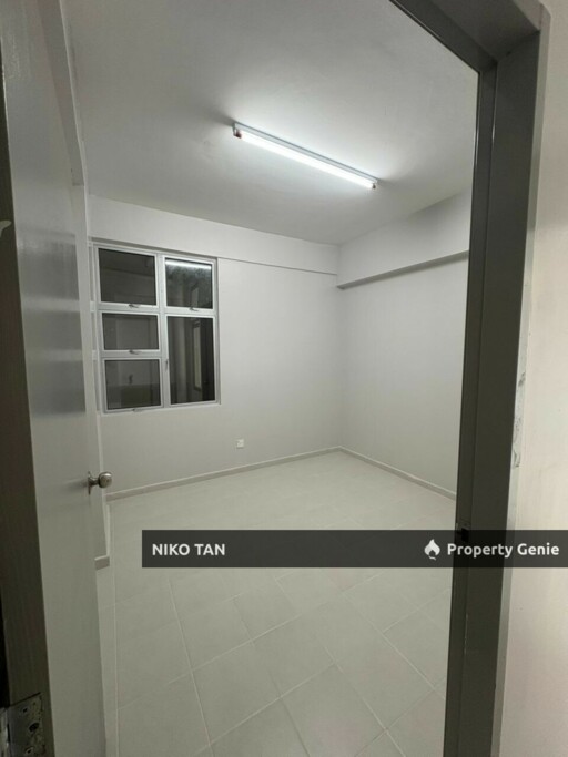 Pulai Mutiara Apartment Renovated For Rent
