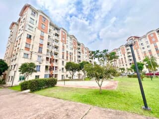 Apartment Section 7