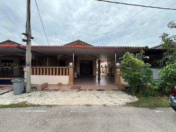 Houses At Mukim Tangkak