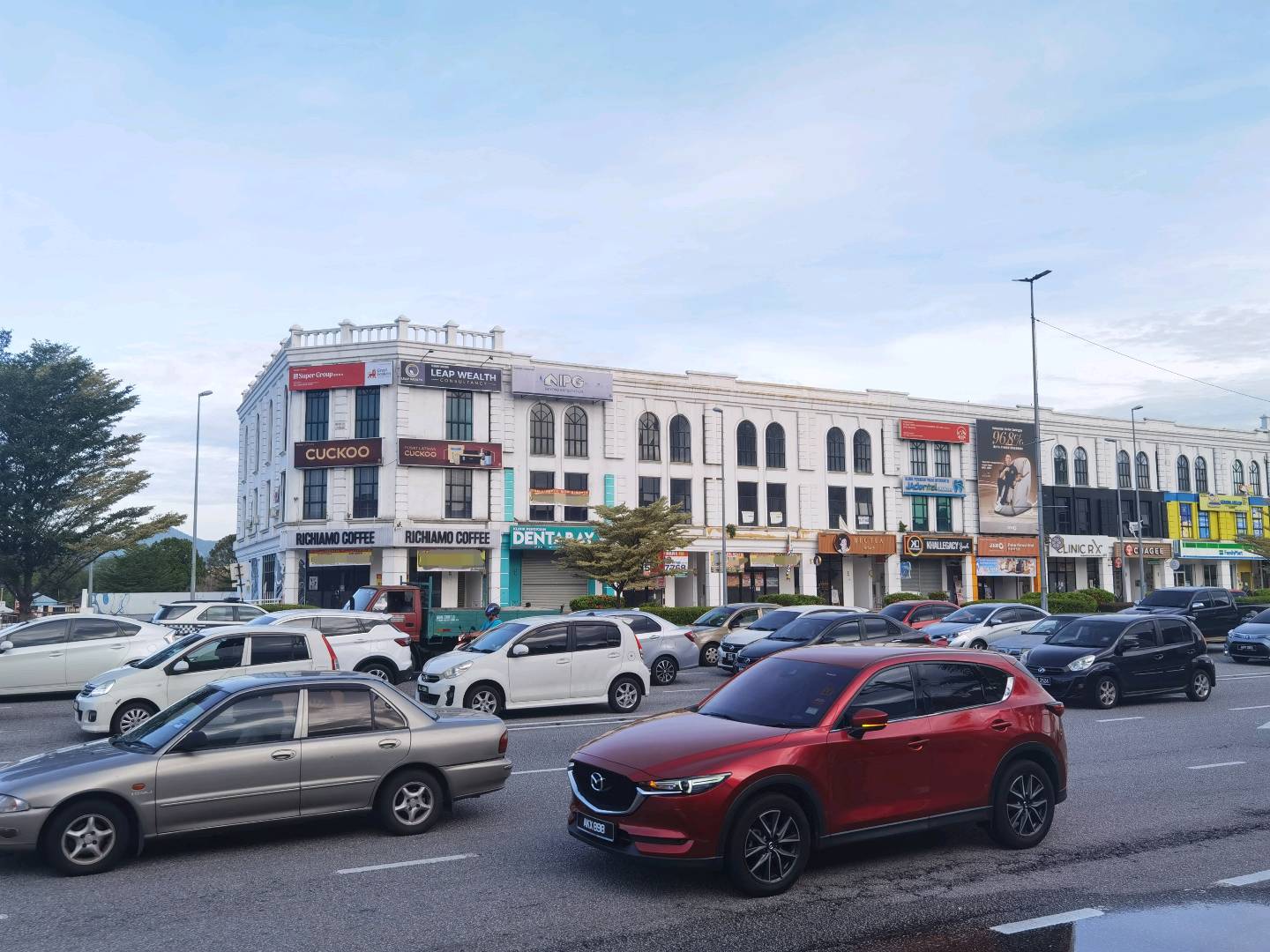 Bond Square