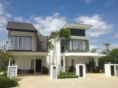 Nido Gardens