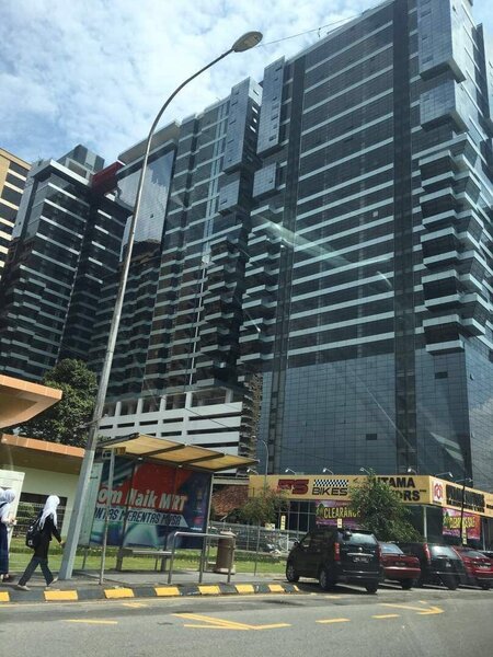 3 Towers