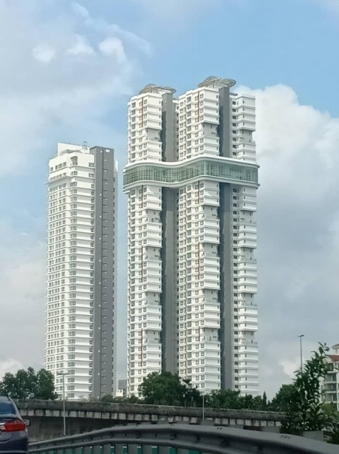 TRI TOWER