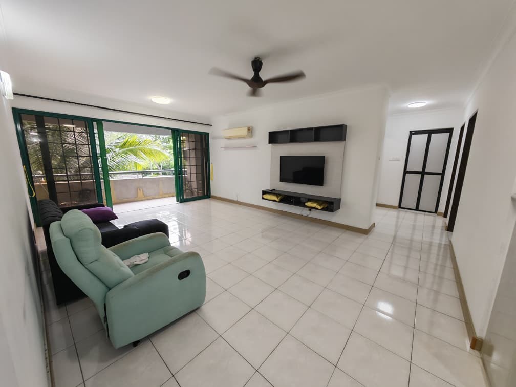 Straits View Condo For Rent