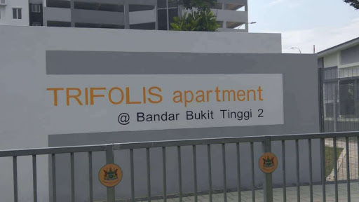 Trifolis Apartments
