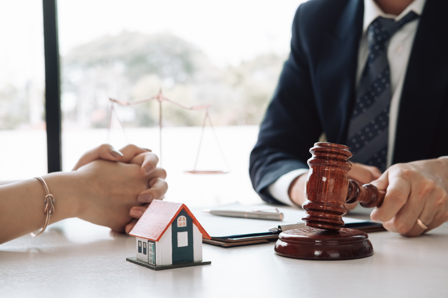 How to Check Lelong Property Status in Malaysia