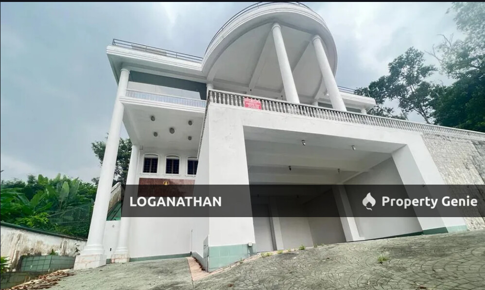 3-Storey Freehold Bungalow @ Gasing Hill