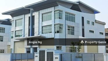 Kapar / Meru / Aman Perdana /Klang  1.5 Storey Semi-D Factory For RENT