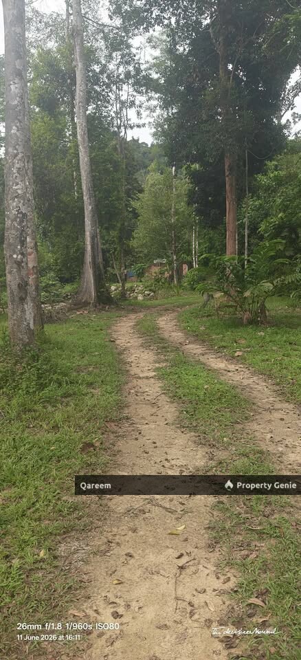 Tanah 3.4 Ekar bersama Sungai Cantik Berjeram Tanjung Malim
