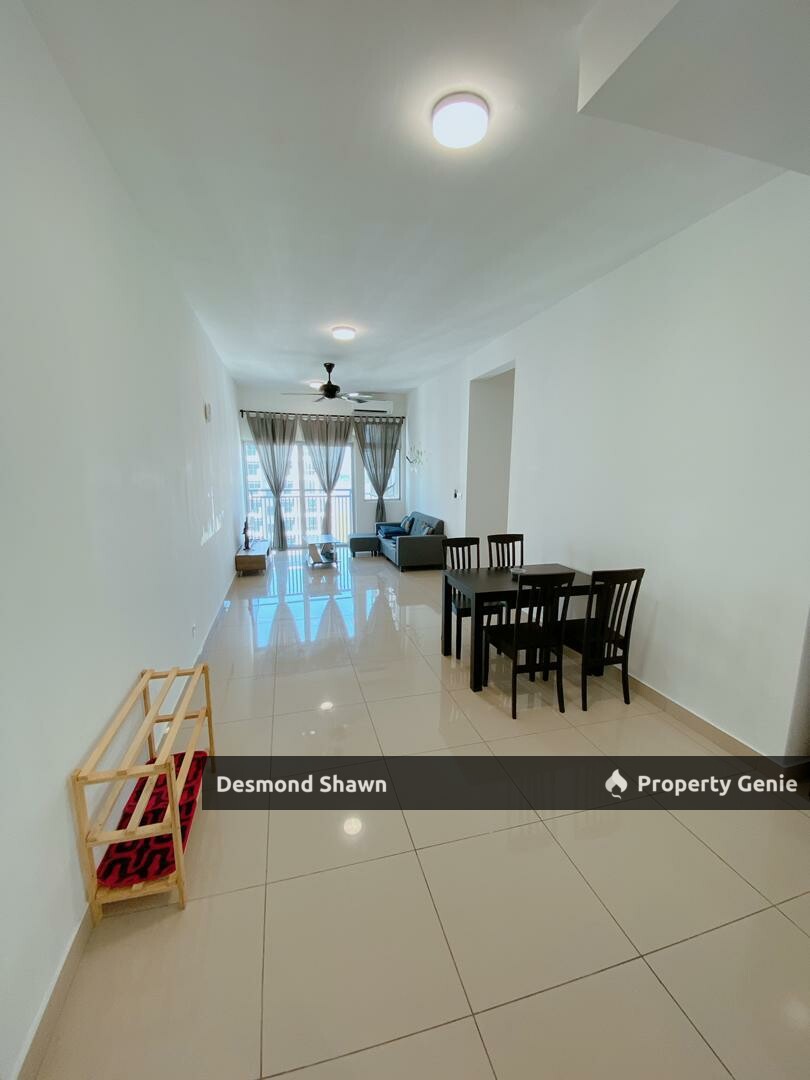 FOR SALE‼️Meridin Bayvue Apartment