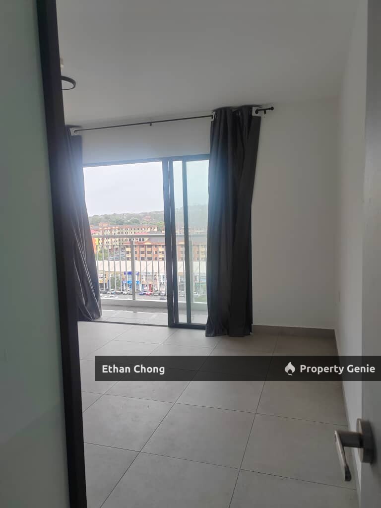 Dk Impian Partial Furnished Room For Rent