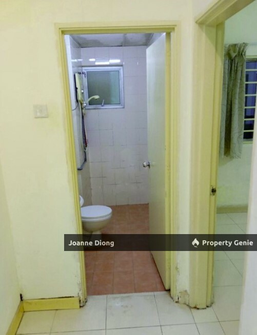 Metropolitan Square